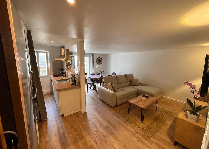 • Bel - Centre Historique De Appartamento *