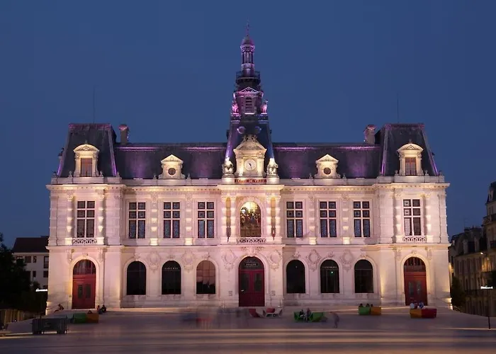 • Bel - Centre Historique De Appartamento Poitiers